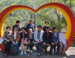 증평 좌구산 구름다리 --> 초정행궁 및 탄산수 --> 함지박 소머리 국밥  --> 운보의 집 탑방